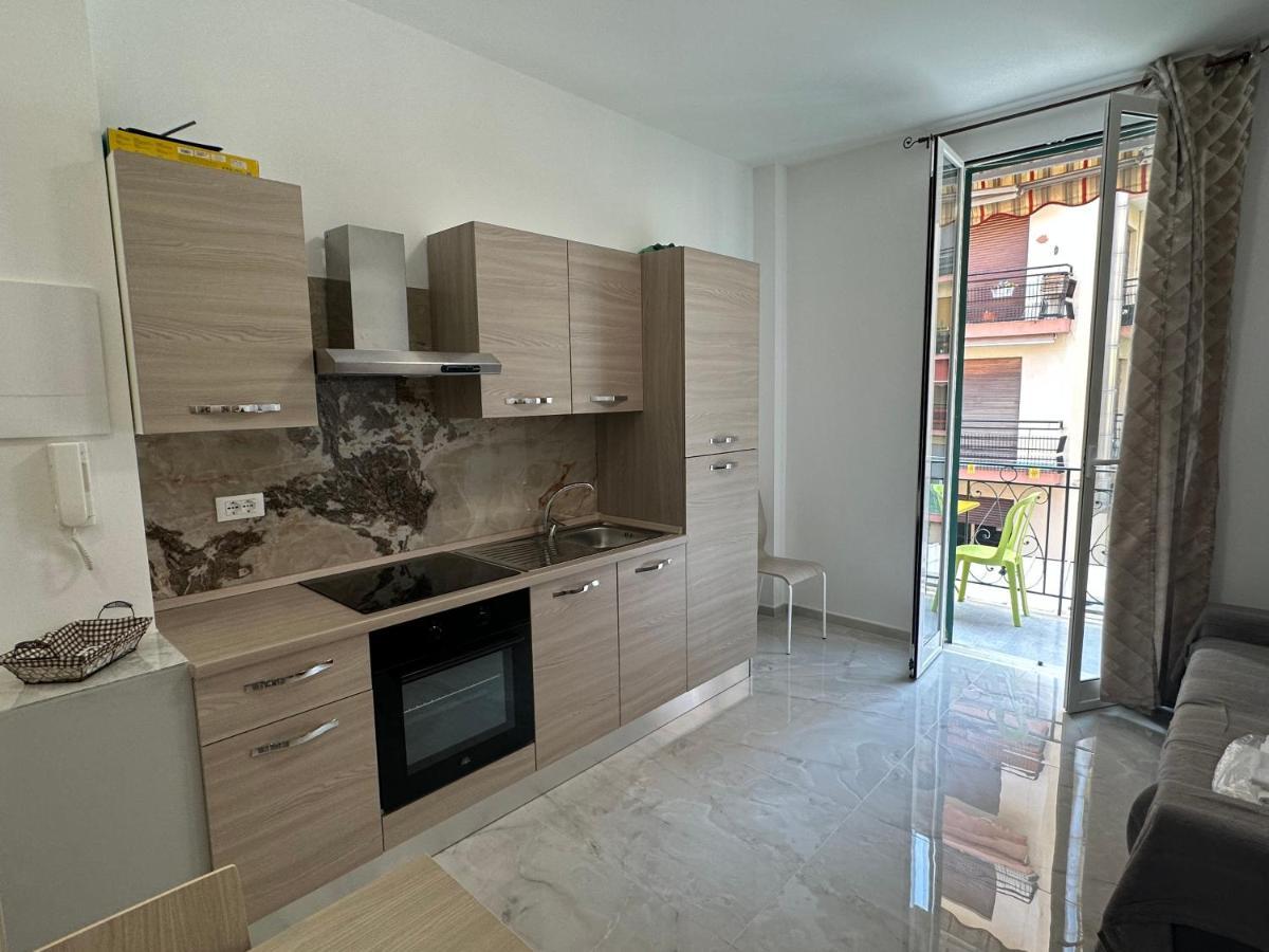Apartament Casa Angela Vista Mare Ventimiglia Zewnętrze zdjęcie